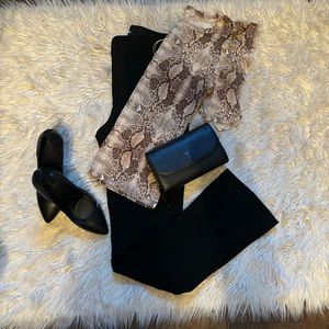 NY&C Snake Print Crew Neck Fitted Statement Blouse Size XS